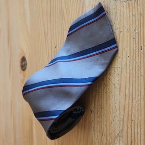 Windsor collection tie